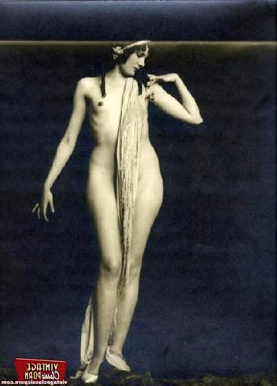12P Very artistic vintage nude hairy girls pictures