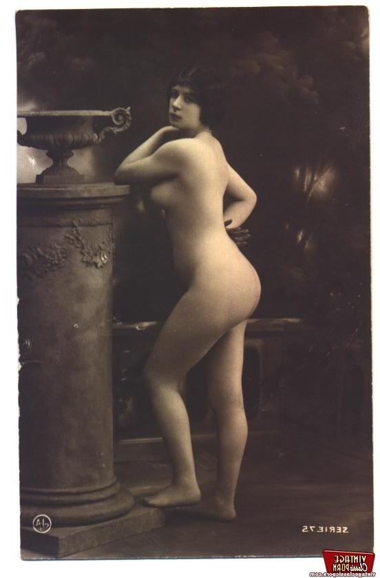 12P Classic ladies from the twenties showing their fine bodies