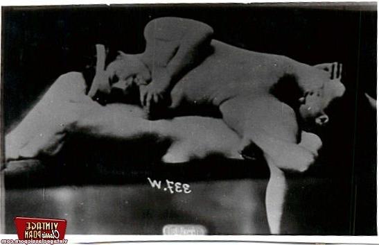 12P Several horny vintage couples enjoying the classic cock
