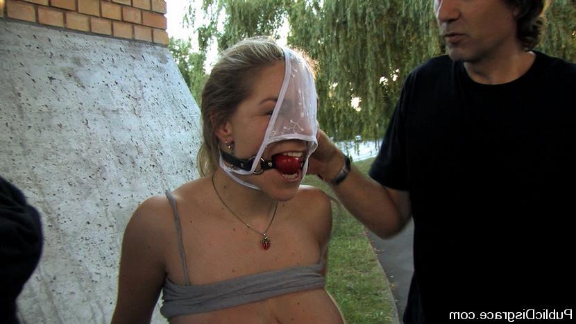 15P Hot milf has her huge tits exposed and get fucked in public