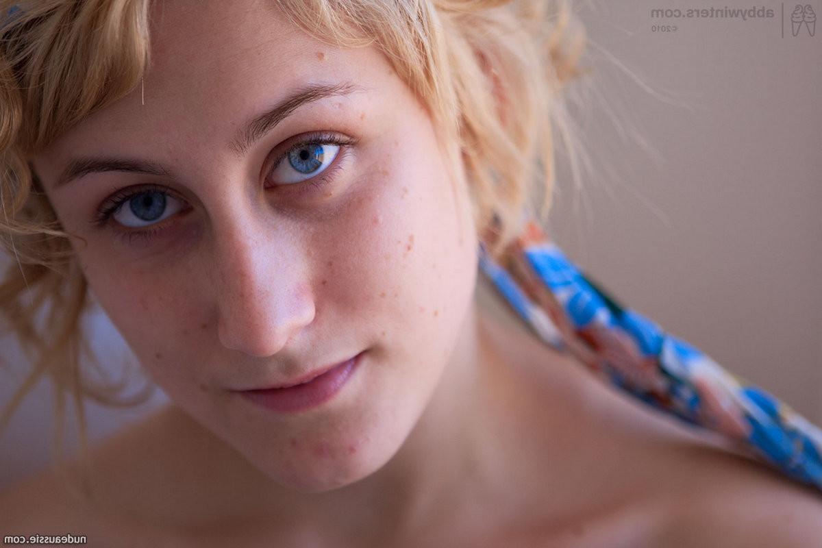 15P Puffy nipple aussie amateur shaving her legs