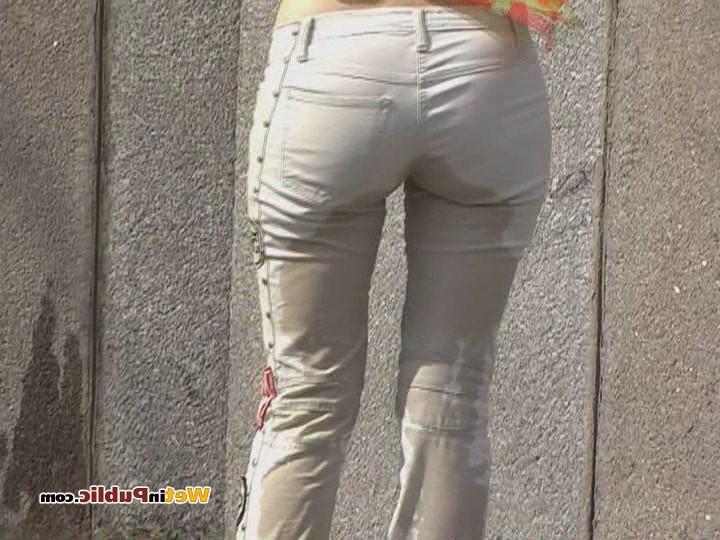 12P Totally pee-soaked jeans and shaven pussy of an ablush public pisser