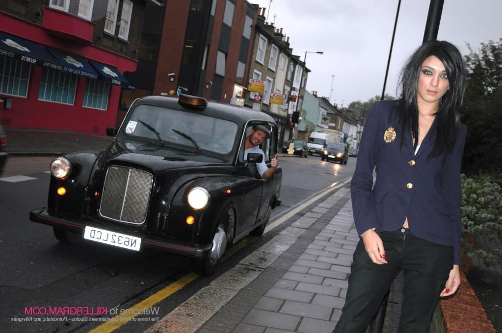 16P Mai Bailey fucks her cab driver back at the station