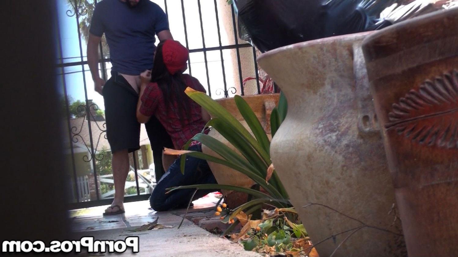 16P Violated babe in public exposed
