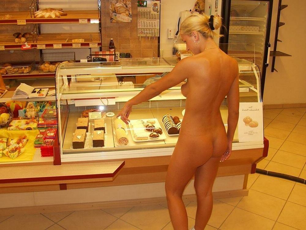 15P Wild Girlfriends getting naked in public 3