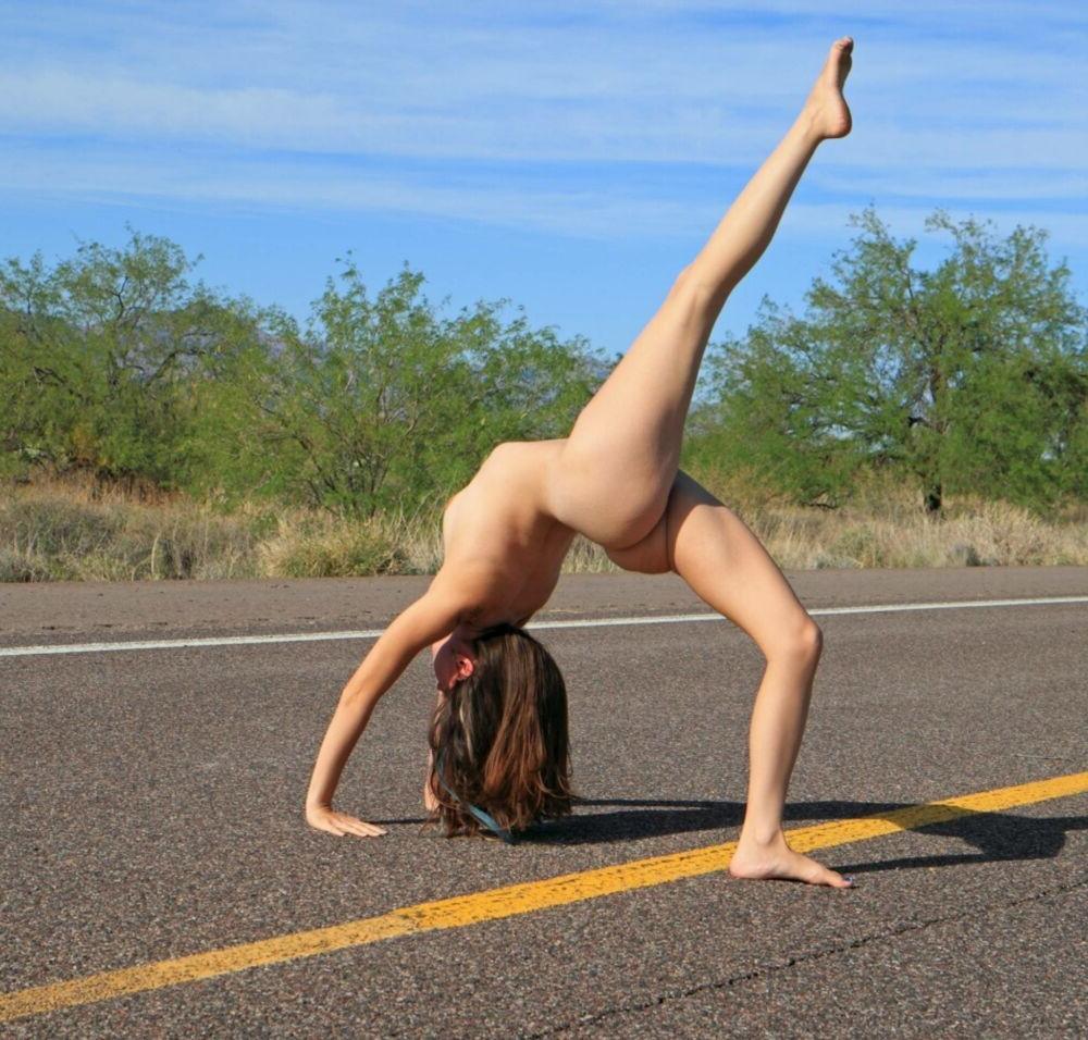 15P Wild Girlfriends getting naked in public 48