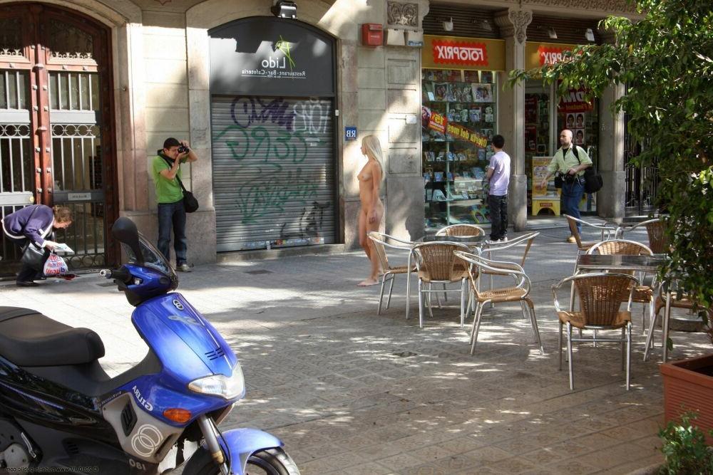 15P Wild Girlfriends getting naked in public 28