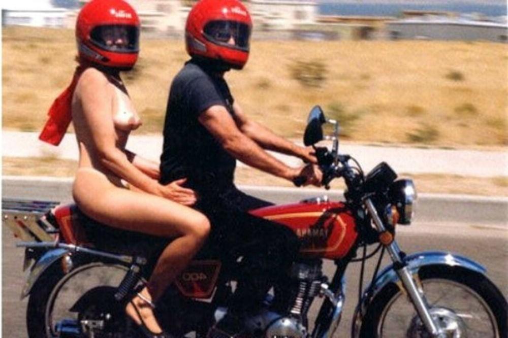 15P Wild Girlfriends getting naked in public 28