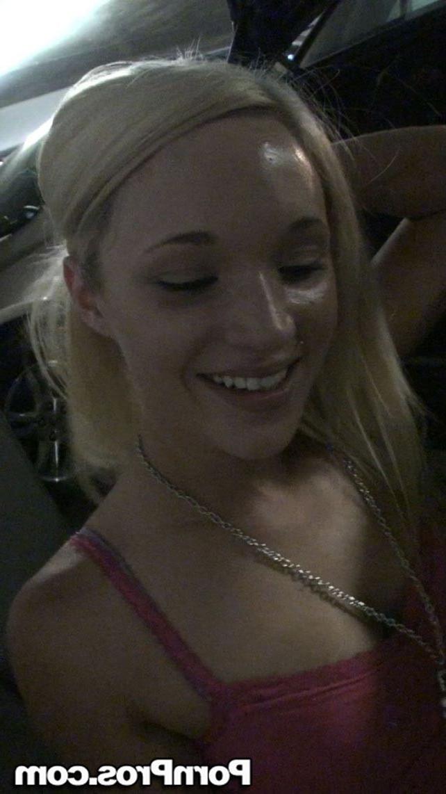 16P Horny blonde babe having sex in public