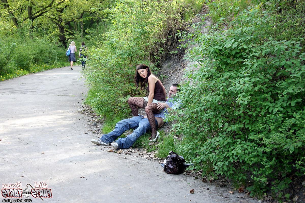 12P An old senior fucks much younger willing chick in public
