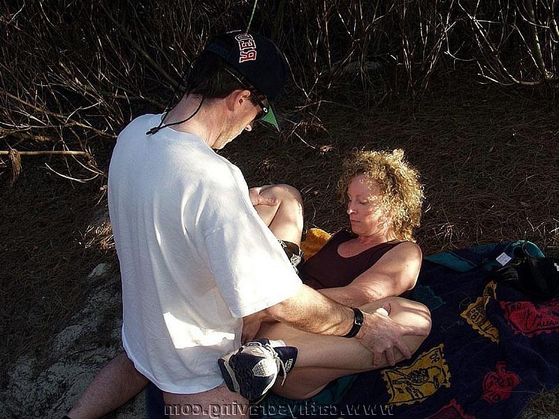 16P Hot wife banged hard in public park