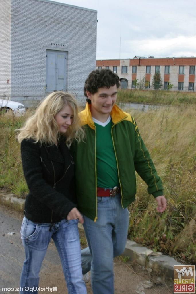 16P Girl gets pickd up and fucked in public