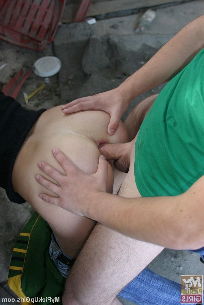 16P Girl gets pickd up and fucked in public