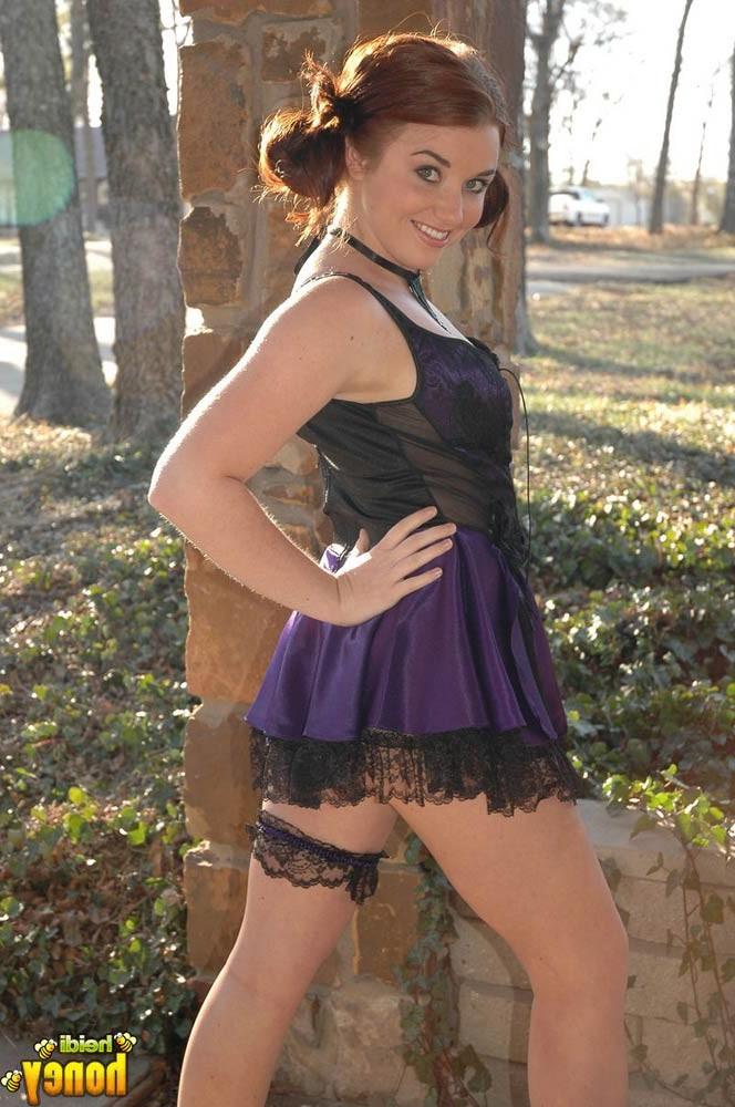 20P Redhead teen outside