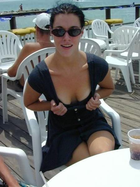 16P Upskirt Pierced Pussy Flasher Outdoors in Public