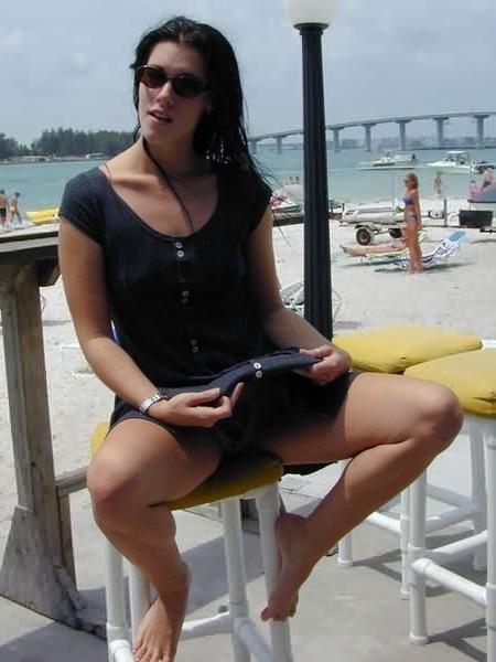 16P Upskirt Pierced Pussy Flasher Outdoors in Public