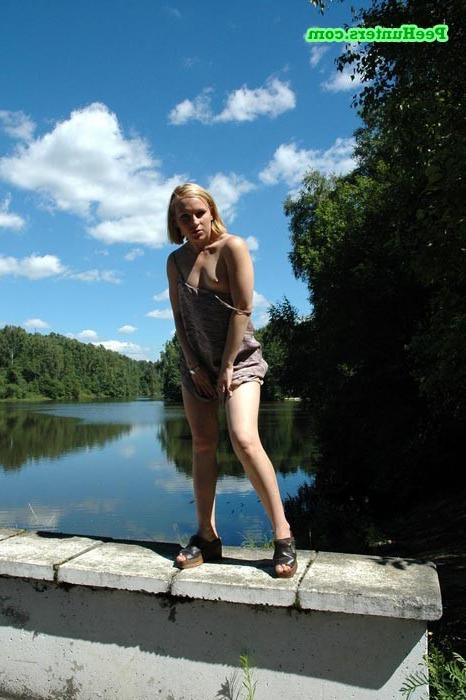 16P Nasty teen doing water sports in the public park