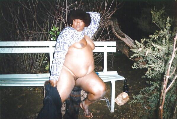 7P I pay a black crackhead to shoot some photo