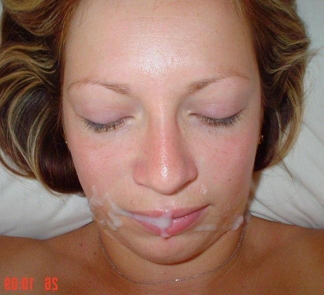 16P Horny Girls Who Love To Show Off In Public