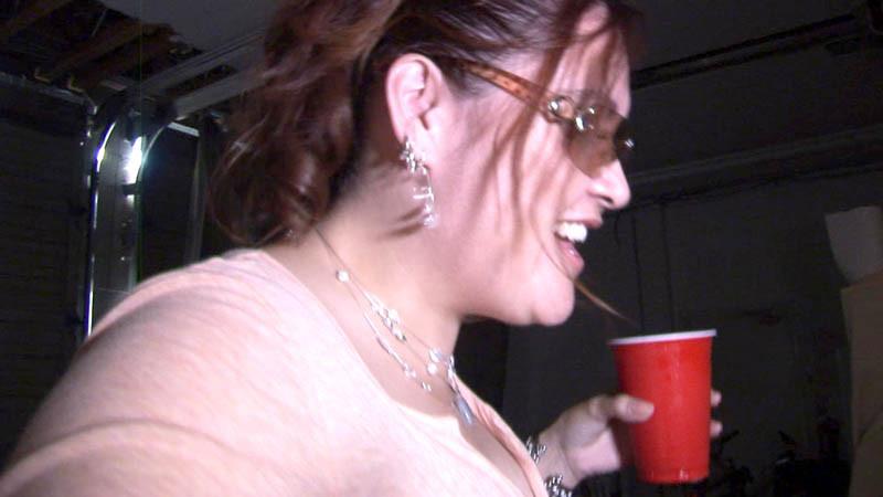 20P Sexy co-eds fuck dancing.