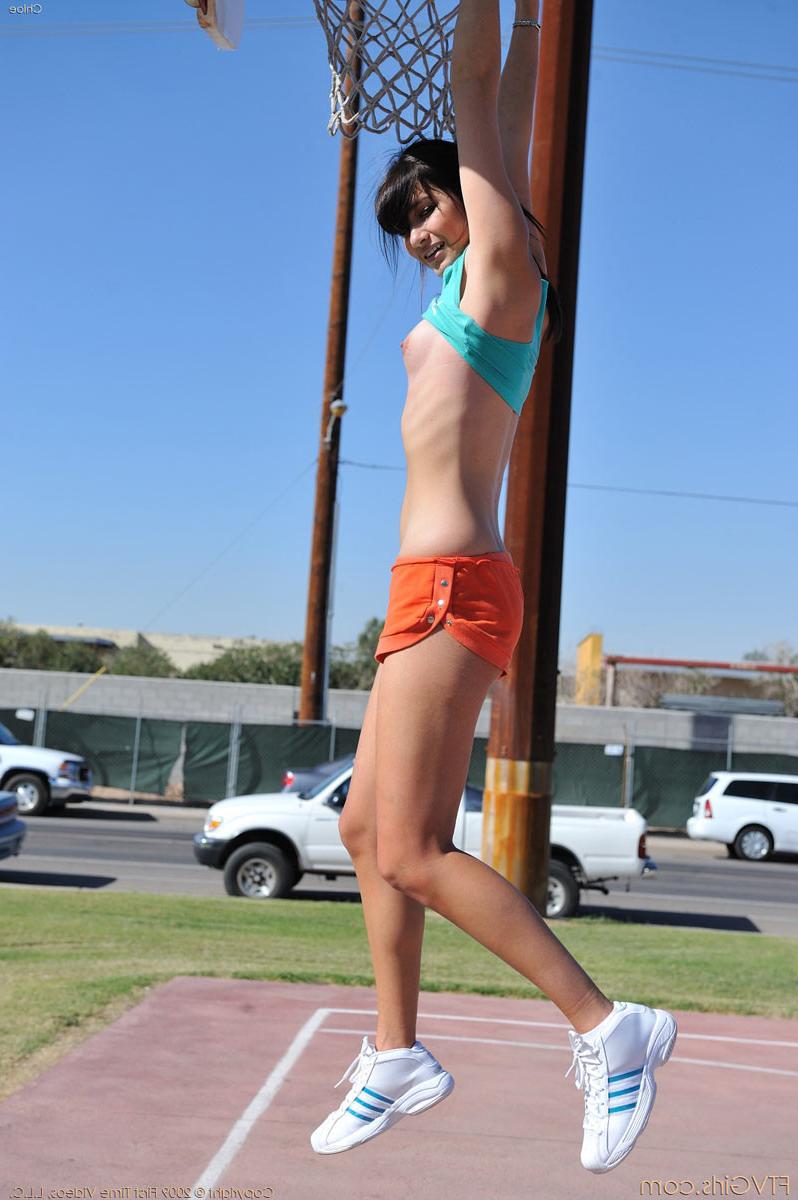 15P Gorgeous just eighteen teens pussy flash in public