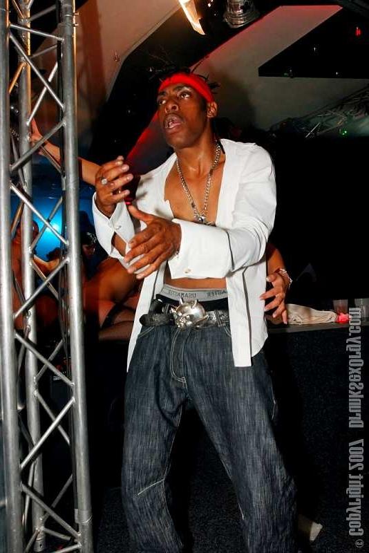 20P Groupies stripping and dancing naked at a concert