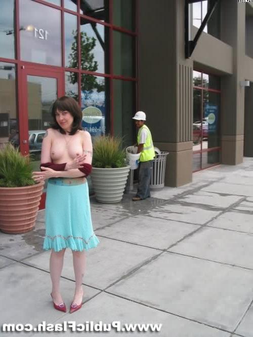 16P Girlfriend Tries Out Flashing Outdoors On Public Streets
