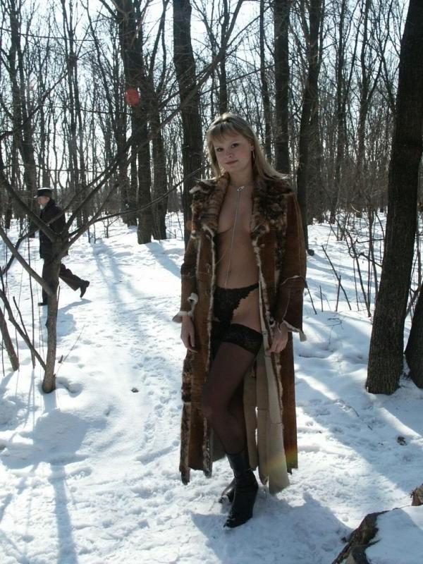 16P Russian girl posing naked in public