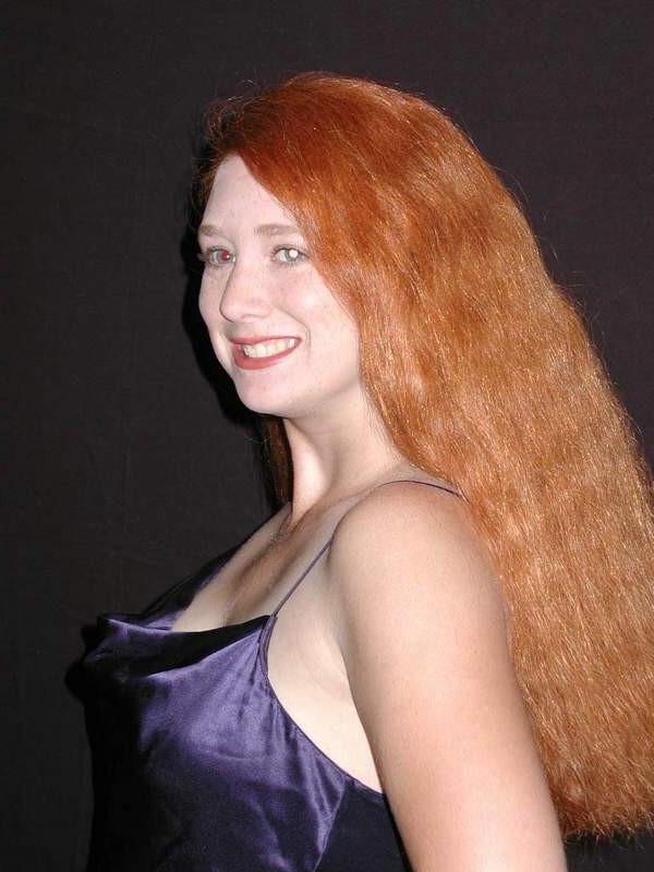 16P Redhead sexy lover shows her big hard tits teasing
