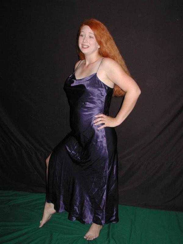 16P Redhead sexy lover shows her big hard tits teasing