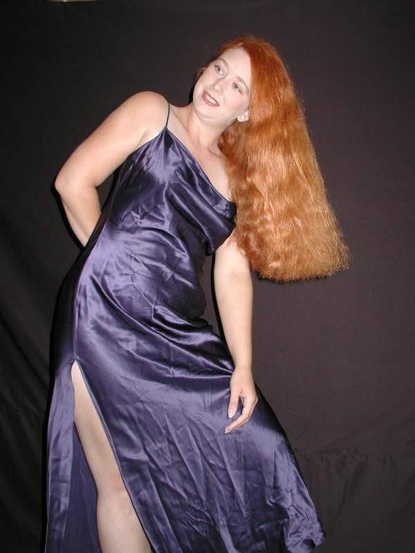 16P Redhead sexy lover shows her big hard tits teasing