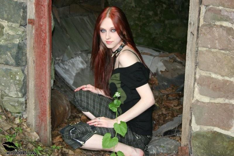 16P gothic teen slut flashes perky white tits