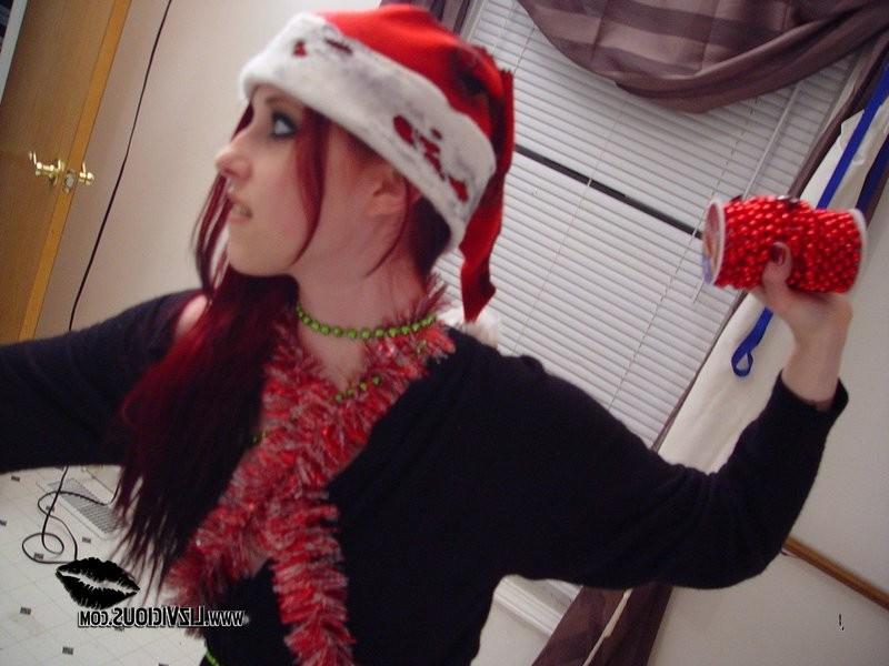 16P amazing hot teen liz vicious redhead having a lot fun