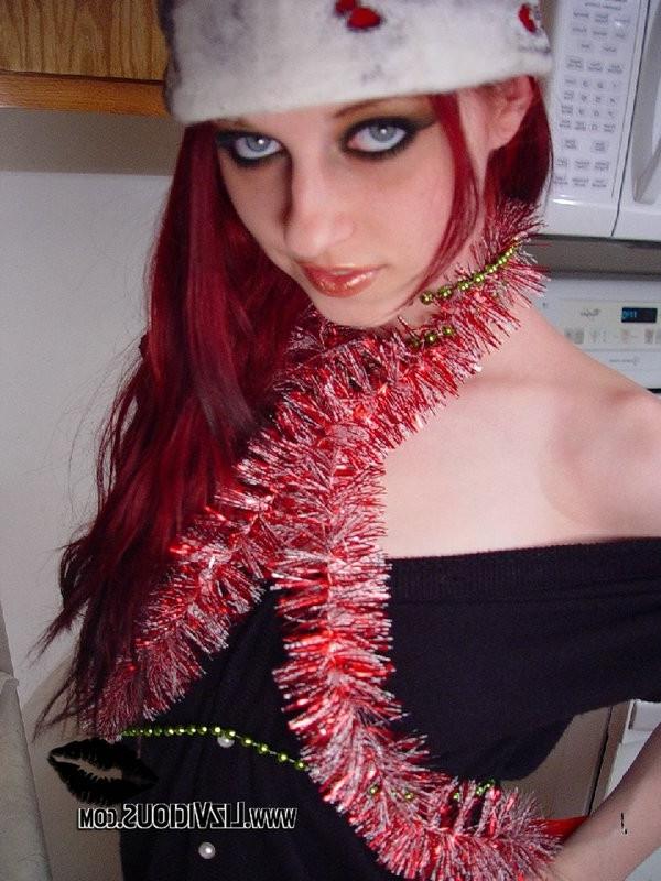 16P amazing hot teen liz vicious redhead having a lot fun
