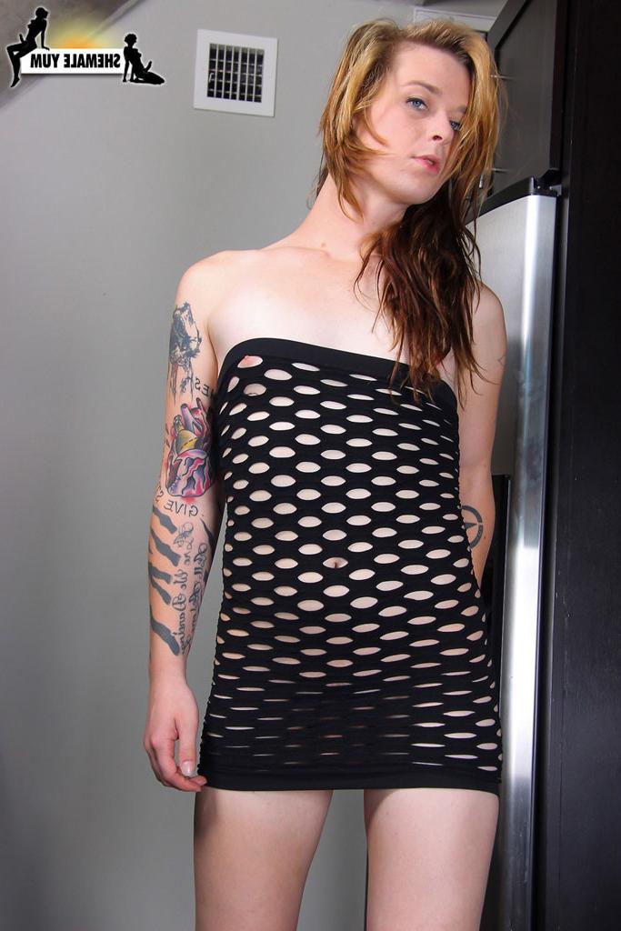 15P Young tgirl in the kitchen