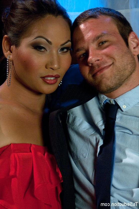 15P Annalise Rose transsexual dominates man with ruthless pounding