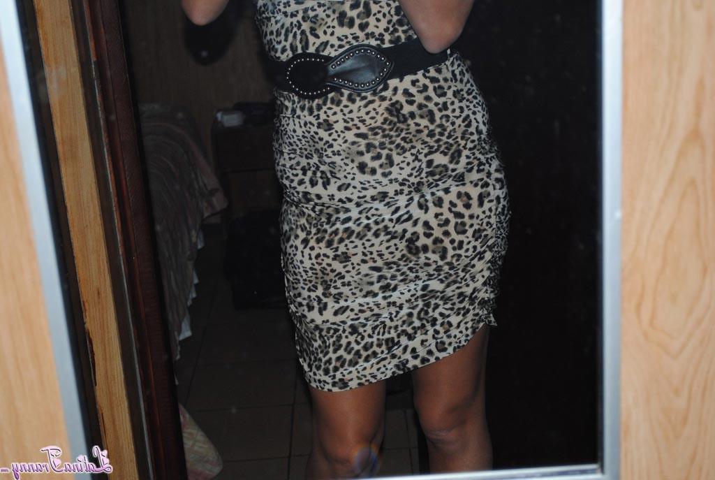 12P Seductive self shots of stunning Nikki