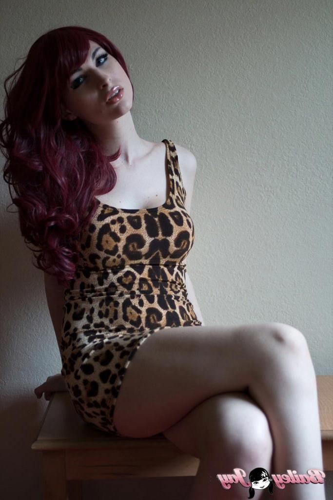 12P Sexy redhead TS Bailey Jay exposing herself in a tight ceetah dress