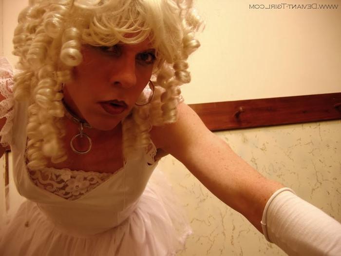 16P Transvestite in white petticoat sucking a big dick