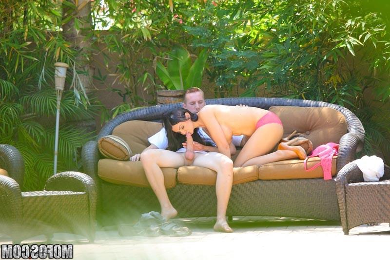 17P Brunette slut fucking hard sex and sucking while a spy watch