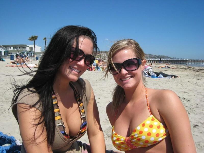 15P Gorgeous amateur eighteen year old GFs get naked