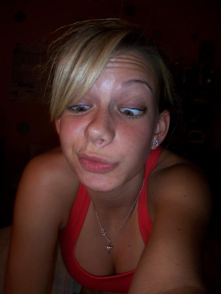 15P Gorgeous amateur eighteen year old GFs get naked