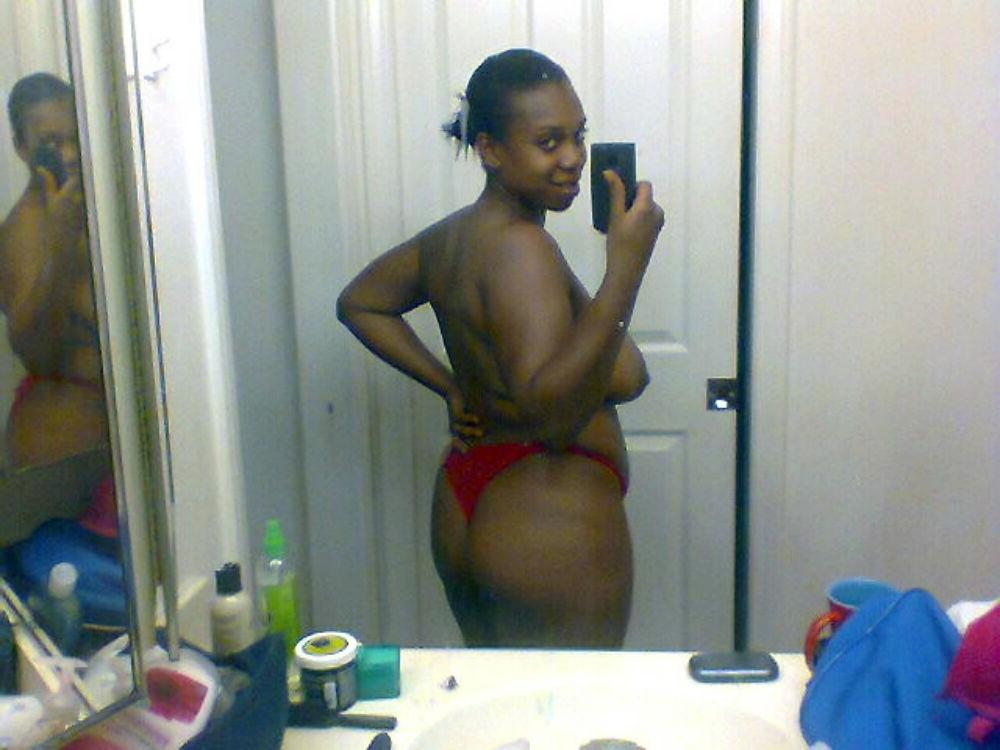 15P Black Teen Revenge - Black teen gfs are posing and fucking gallery 20