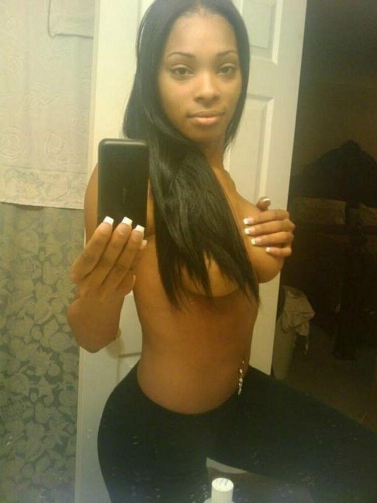 15P Black Teen Submit - Black teen gfs are posing and fucking gallery 98