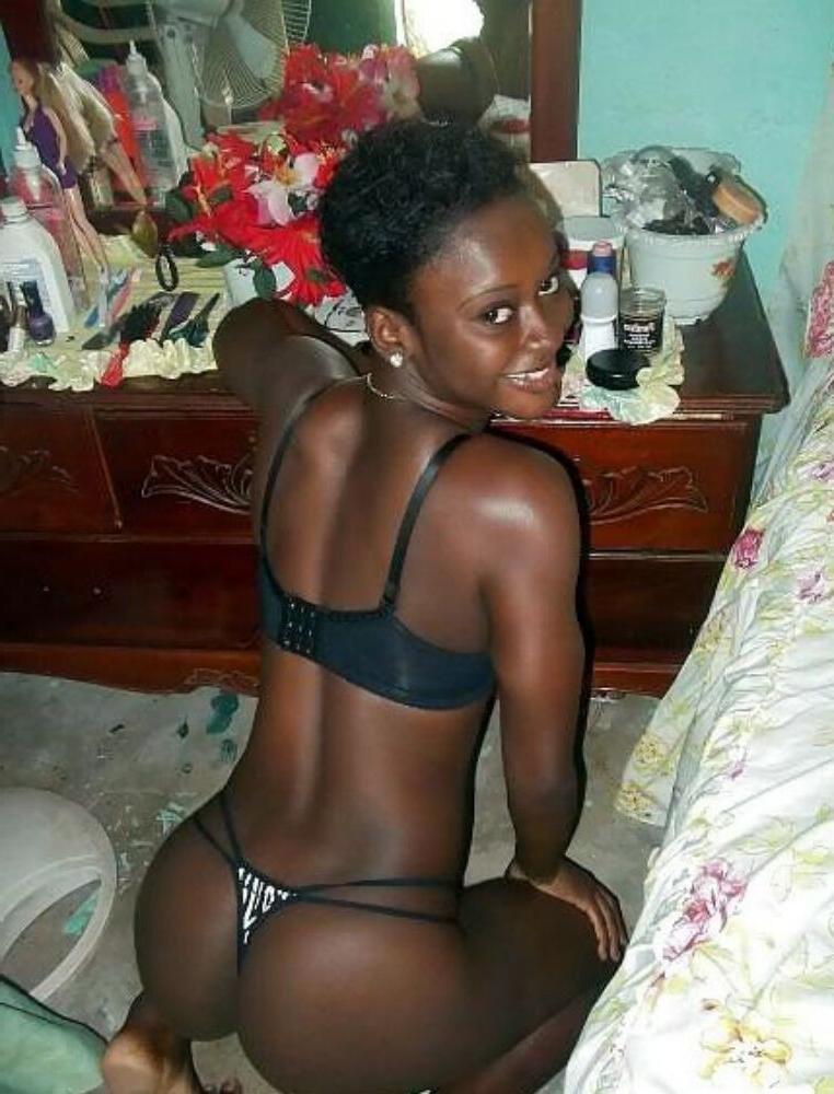15P Black Teen Revenge - Black teen gfs are posing and fucking gallery 13