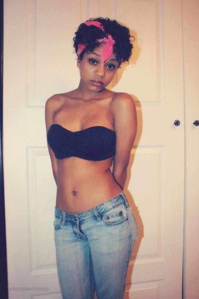15P Black Teen Submit - Black teen gfs are posing and fucking gallery 4
