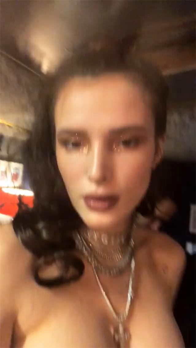 6P Bella Thorne Cleavage