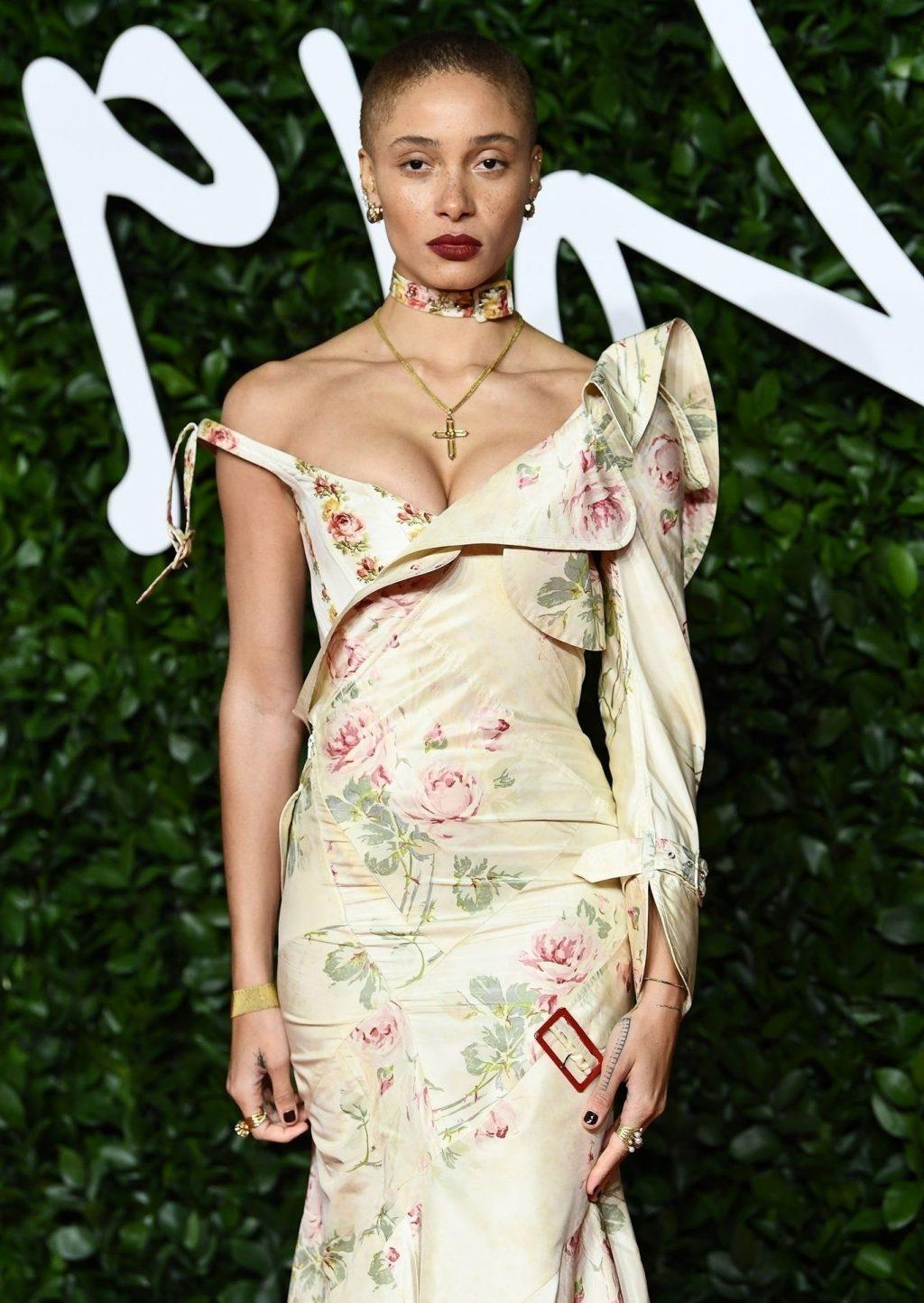 4P Adwoa Aboah Cleavage