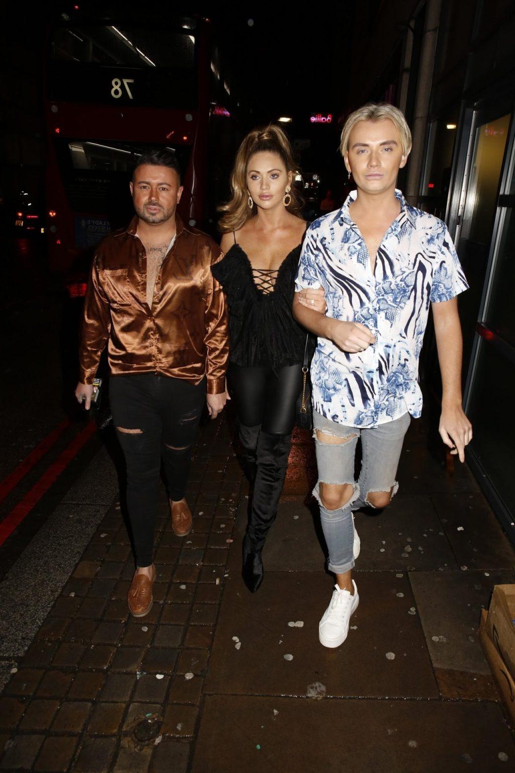 4P Amy Childs Cleavage
