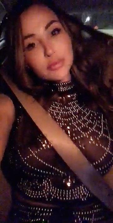19P Ana Cheri Cleavage